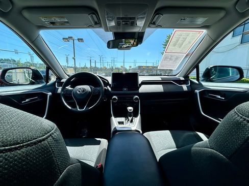 Certified 2024 Toyota RAV4 XLE w/ Convenience Package AWD/4WD image 18