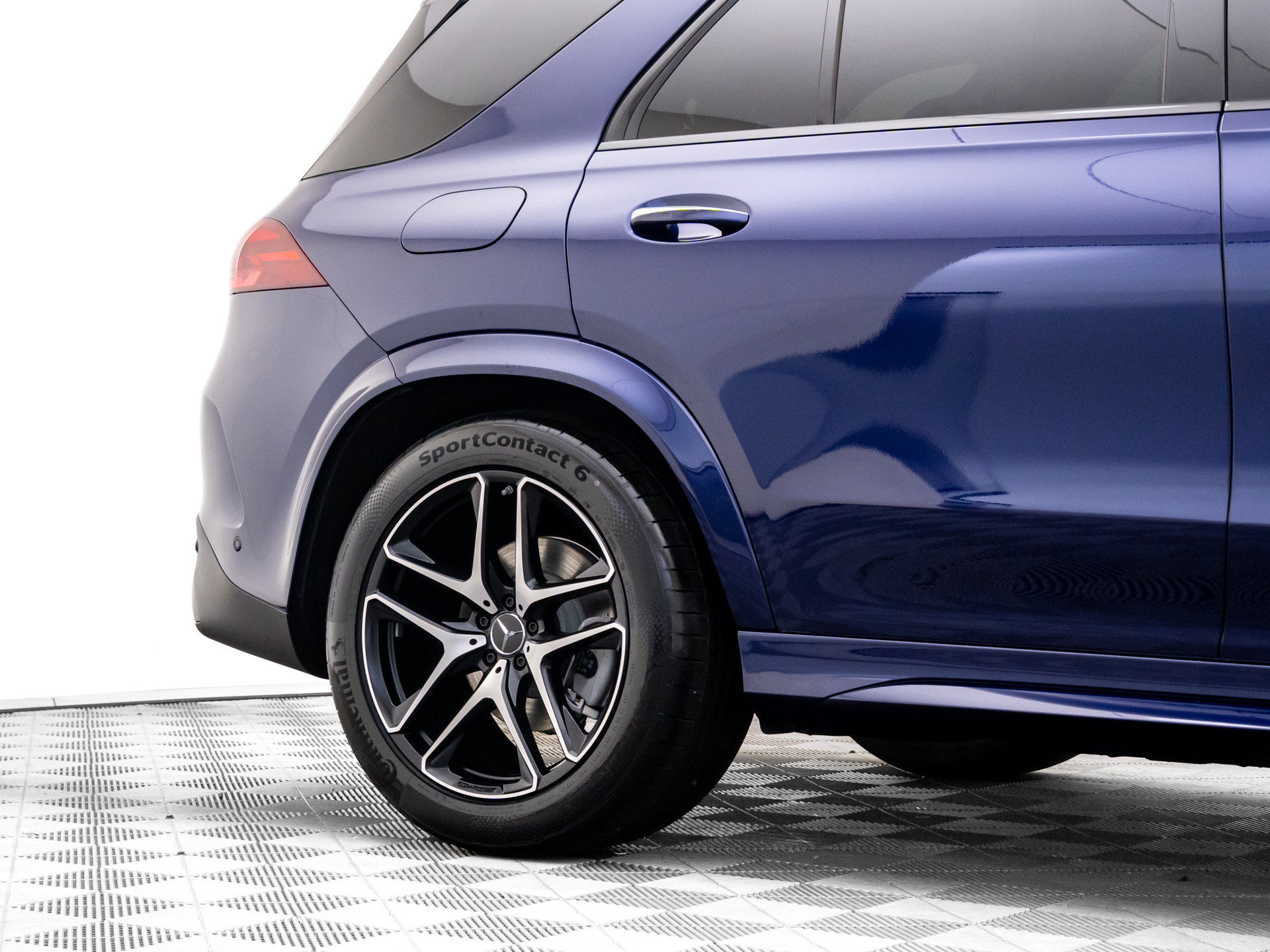 New 2026 Mercedes-Benz GLE 53 AMG 4MATIC image 34