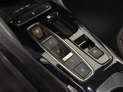Used 2023 Chevrolet Bolt EUV LT w/ Convenience Package FWD image 31
