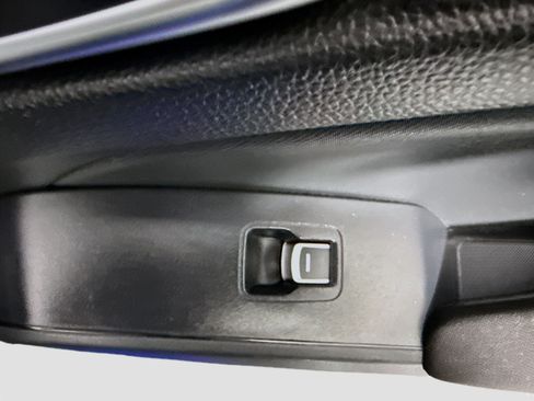 Used 2023 Honda Civic Sport image 31