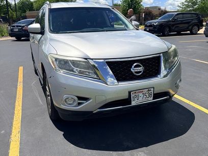 Used 2014 Nissan Pathfinder SV