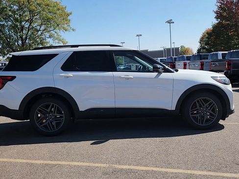 New 2025 Ford Explorer ST w/ Sun And Sound Package image 6