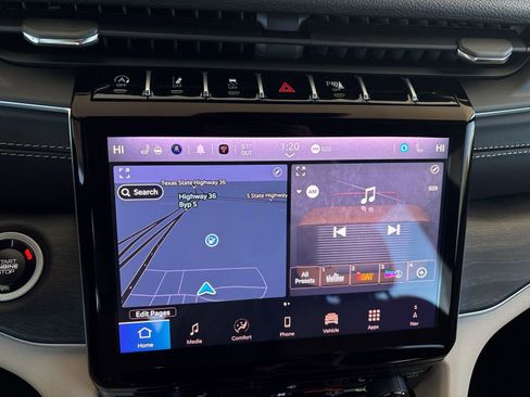 New 2025 Jeep Grand Cherokee Limited image 17