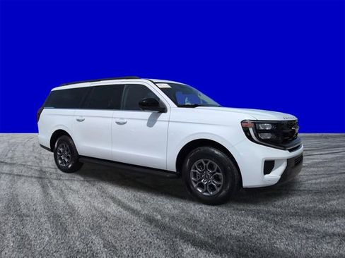 Certified 2025 Ford Expedition Max Active RWD image 2
