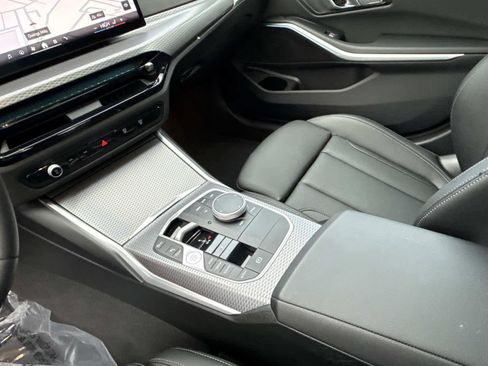 Certified 2025 BMW 330i xDrive Sedan w/ Premium Package image 21