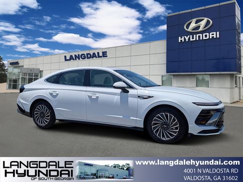 New 2025 Hyundai Sonata SEL image 1