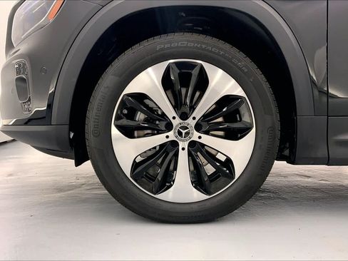 Used 2025 Mercedes-Benz GLB 250 image 8