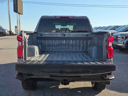 Used 2024 Chevrolet Silverado 1500 LT Trail Boss image 7