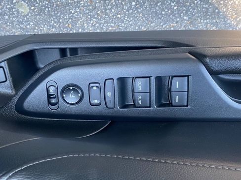 Used 2016 Honda Civic Touring image 16
