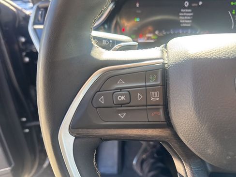 Used 2024 Jeep Grand Cherokee Limited 4xe image 22