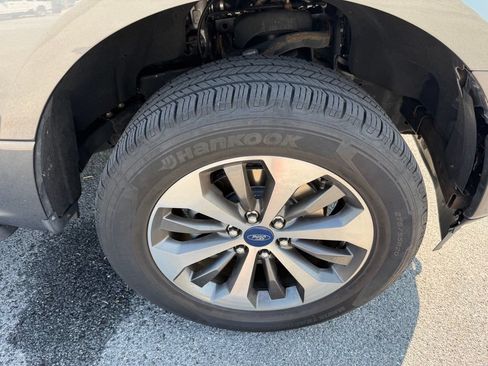 Used 2019 Ford F150 XL w/ Equipment Group 101A Mid AWD/4WD image 10