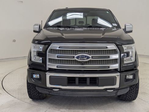 Used 2015 Ford F150 Platinum w/ Equipment Group 701A Luxury image 5