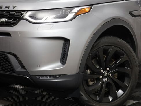 Used 2022 Land Rover Discovery Sport SE image 3