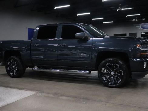 Used 2018 Chevrolet Silverado 1500 LT w/ Texas Edition image 6