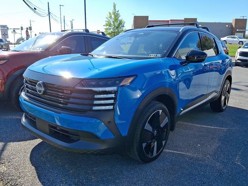 New 2026 Nissan Kicks SR w/ Cold Weather Package image 3