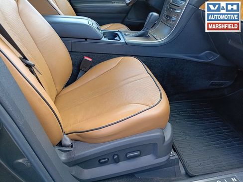Used 2011 Lincoln MKX AWD w/ 102A Rapid Spec Order Code image 22