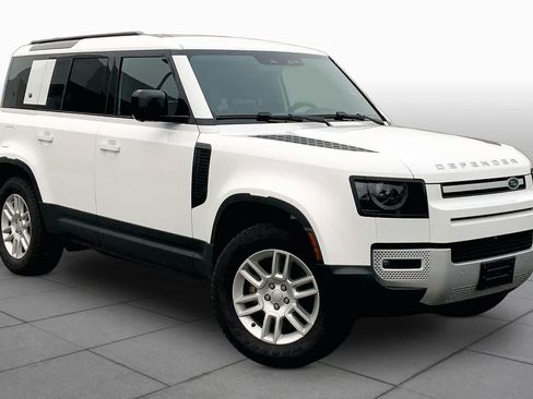 Used 2024 Land Rover Defender 110 S AWD/4WD image 3