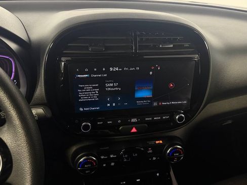 Used 2025 Kia Soul S FWD image 13