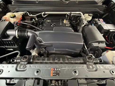 Used 2016 Chevrolet Colorado LT w/ LT Convenience Package RWD image 21