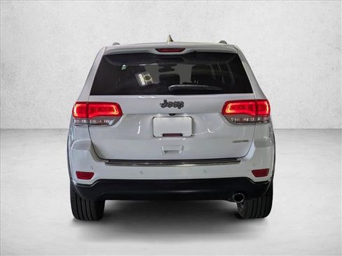 Used 2018 Jeep Grand Cherokee Limited image 6