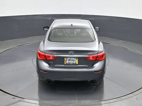 Used 2017 INFINITI Q50 Signature Edition w/ All Weather Package (L93) AWD/4WD image 18