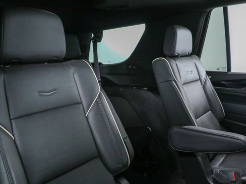 Used 2024 Cadillac Escalade Sport w/ LPO, ONYX Package AWD/4WD image 34