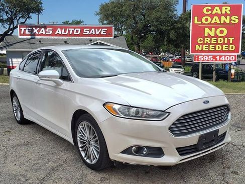 Used 2015 Ford Fusion SE w/ Equipment Group 202A image 1