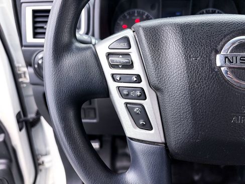Used 2018 Nissan Titan S RWD image 24