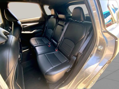 Used 2021 INFINITI QX50 Luxe w/ Appearance Package FWD image 21