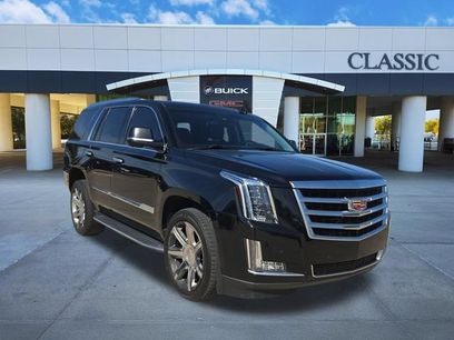 Used 2016 Cadillac Escalade Luxury