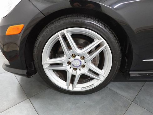 Used 2013 Mercedes-Benz E 350 4MATIC Sedan image 27