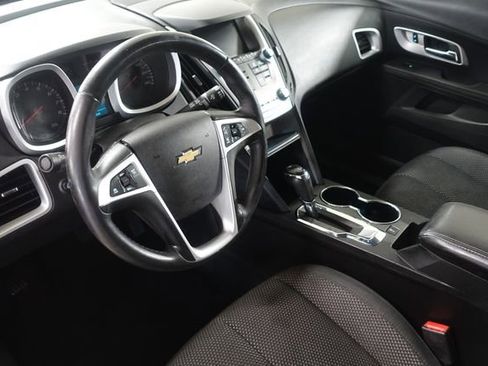 Used 2017 Chevrolet Equinox LT w/ Convenience Package FWD image 10