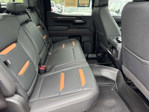 Used 2023 GMC Sierra 1500 AT4 w/ AT4 Premium Package image 35