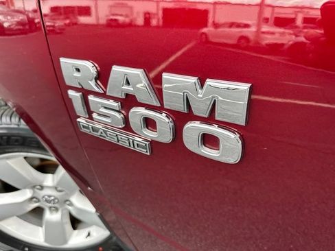 Used 2024 RAM 1500 Classic SLT AWD/4WD image 30
