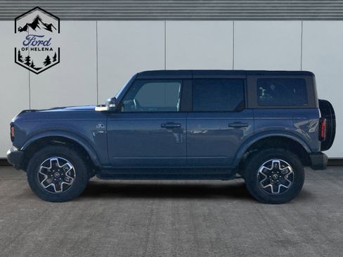 New 2025 Ford Bronco Outer Banks image 2