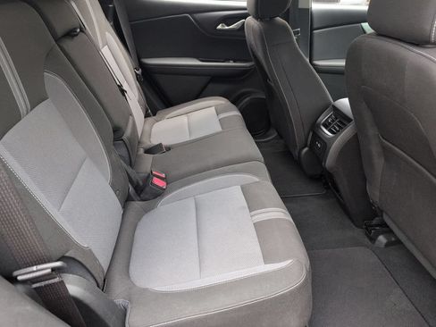Used 2025 Chevrolet Blazer LT FWD image 29