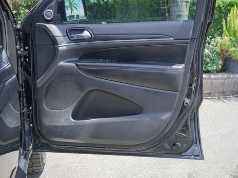 Used 2020 Jeep Grand Cherokee Trailhawk image 41