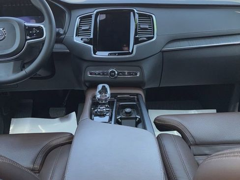 Used 2024 Volvo XC90 B6 Ultimate w/ Protection Package Premier AWD/4WD image 26