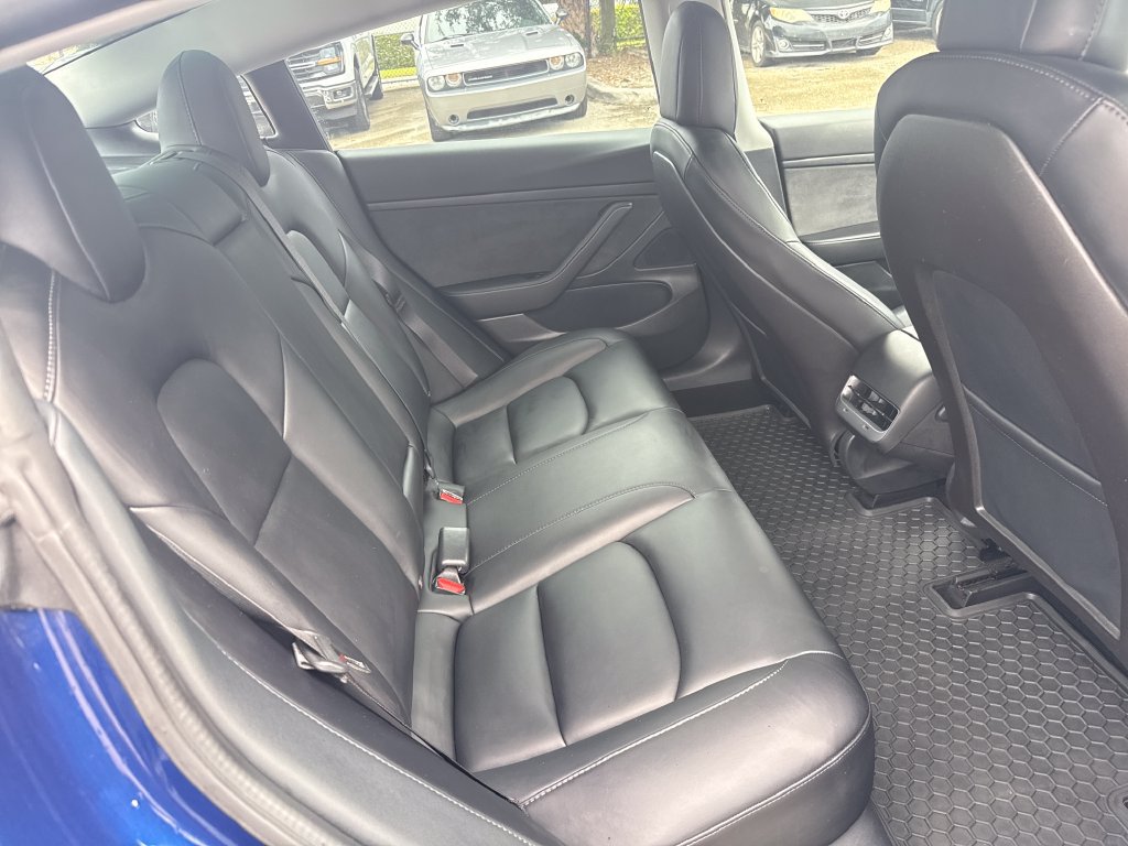 Used 2020 Tesla Model 3 Standard Range Plus RWD image 25
