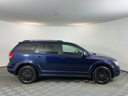 Used 2018 Dodge Journey SE FWD image 4