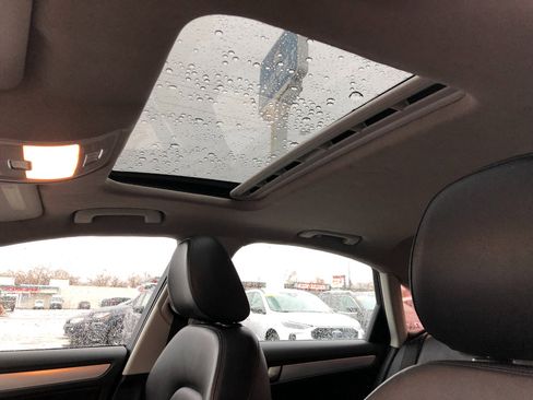 Used 2009 Audi A4 2.0T Premium Plus image 11