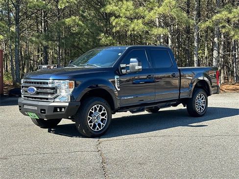 Certified 2022 Ford F250 Lariat w/ Lariat Ultimate Package image 3