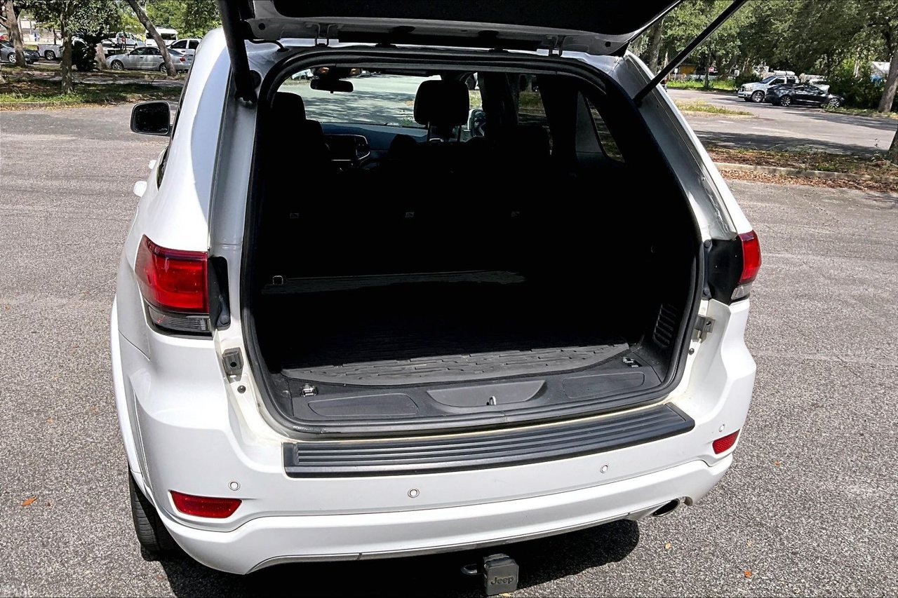 Used 2021 Jeep Grand Cherokee Laredo X RWD image 35