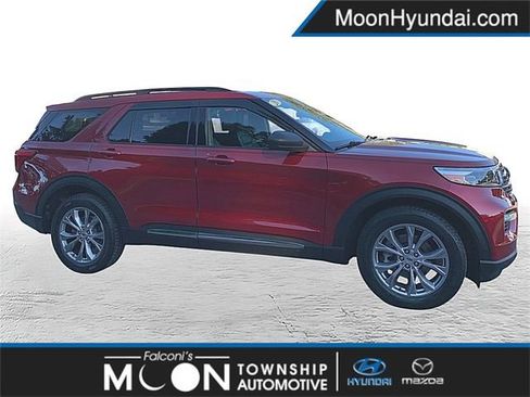 Used 2020 Ford Explorer XLT w/ Equipment Group 202A AWD/4WD image 1