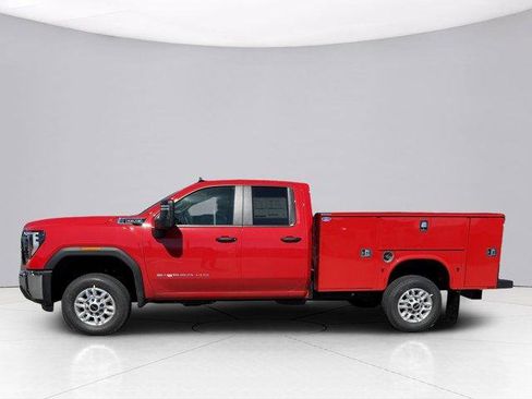 Used 2026 GMC Sierra 2500 Pro w/ Convenience Package AWD/4WD image 1