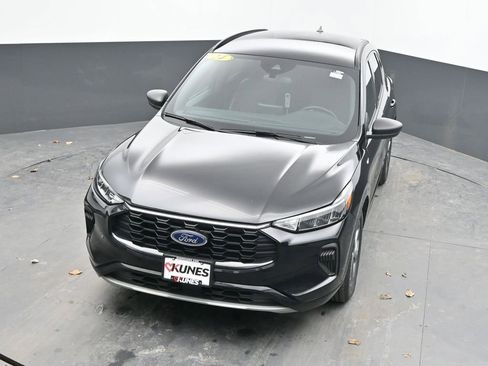 Used 2024 Ford Escape ST-Line image 39