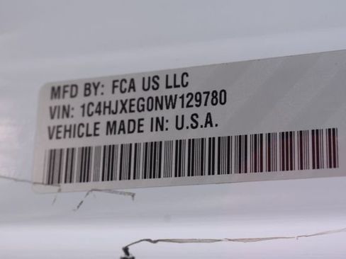 Used 2022 Jeep Wrangler Unlimited Sahara image 35