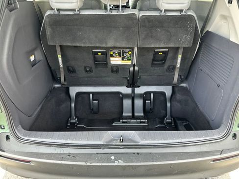 Used 2022 Toyota Sienna XLE FWD image 17