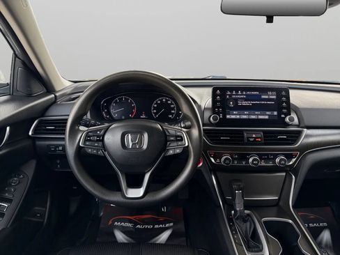 Used 2019 Honda Accord EX image 28