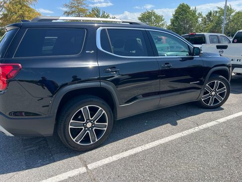 Used 2021 GMC Acadia SLT w/ Premium Package FWD image 7